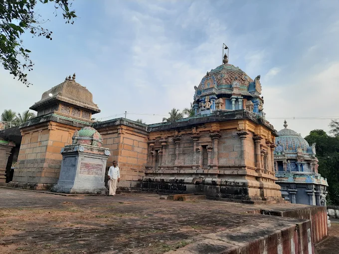 Iluppaipattu Neelakandeswarar Temple
