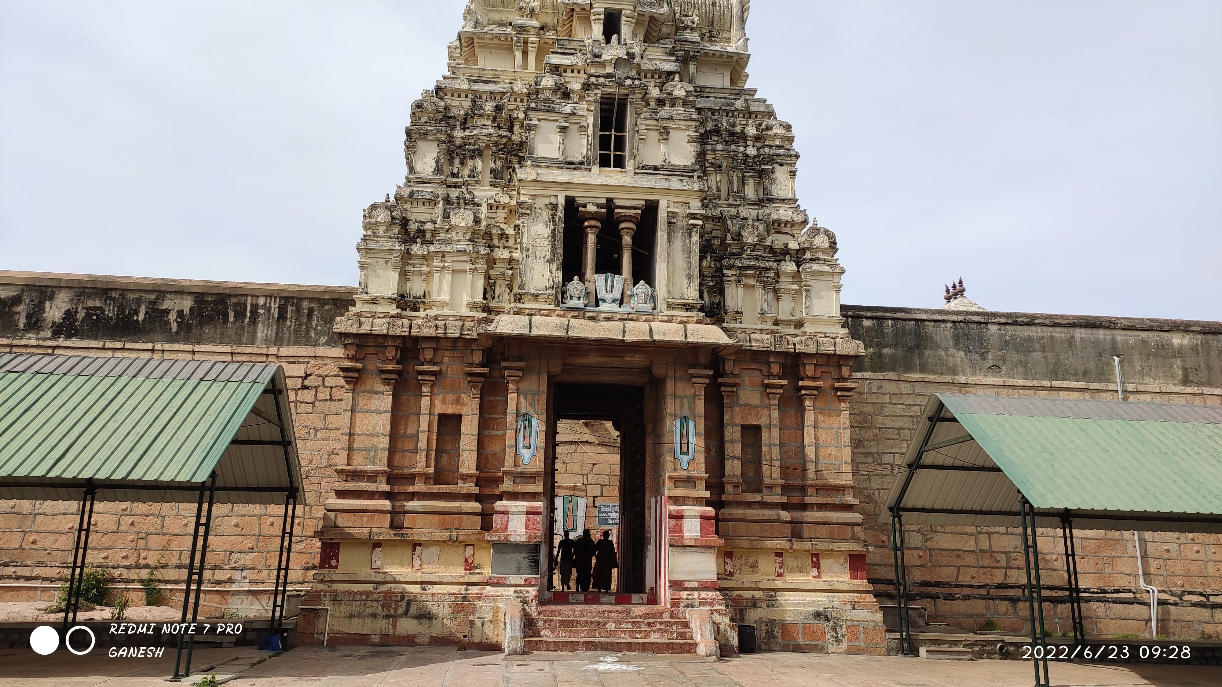 Pundarikakshan Perumal Temple or Thiruvellarai Temple
